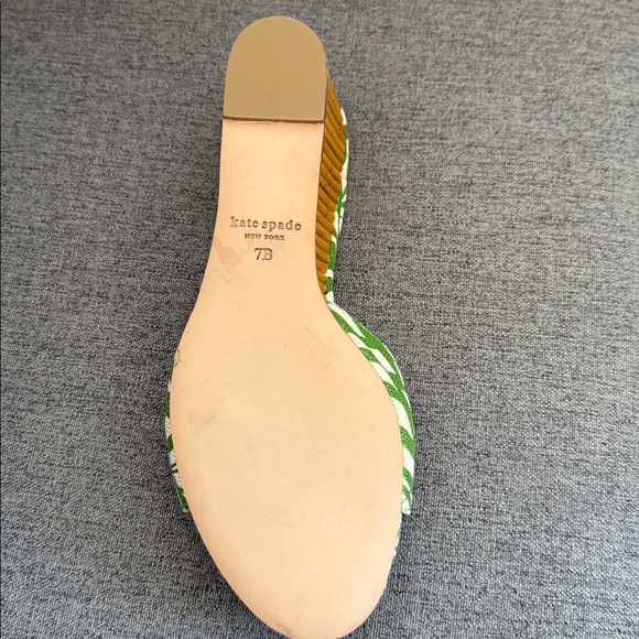 Kate Spade, New York, Meena wedge sandals, faux bamboo at the soul logo heart 7B - Picture 8 of 9